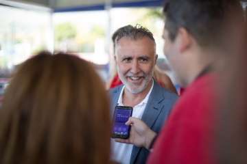 El PSOE de Telde, en el Día de la Rosa (Foto TA y Acfi Press)